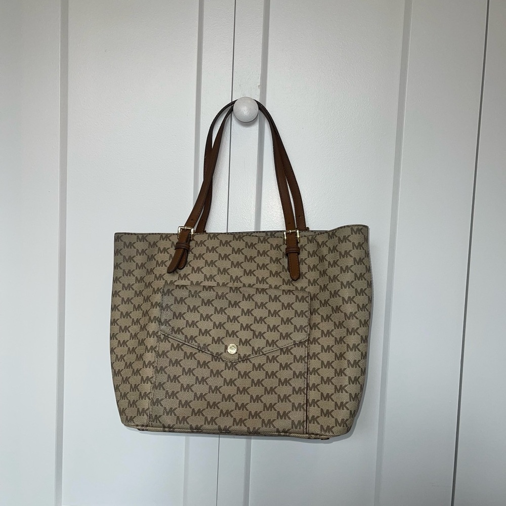 MICHAEL KORS Jet Set Natural Luggage Large Pocket Multi Function Tote Bag